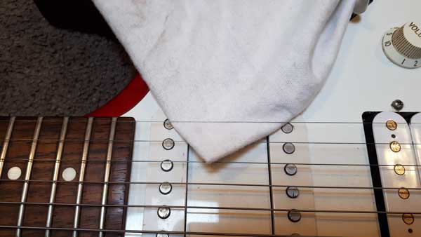 best guitar string cleaner